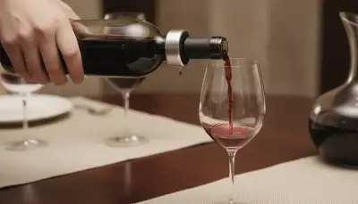 Eleganter Wein Tropfschutz: Stilvoll genießen